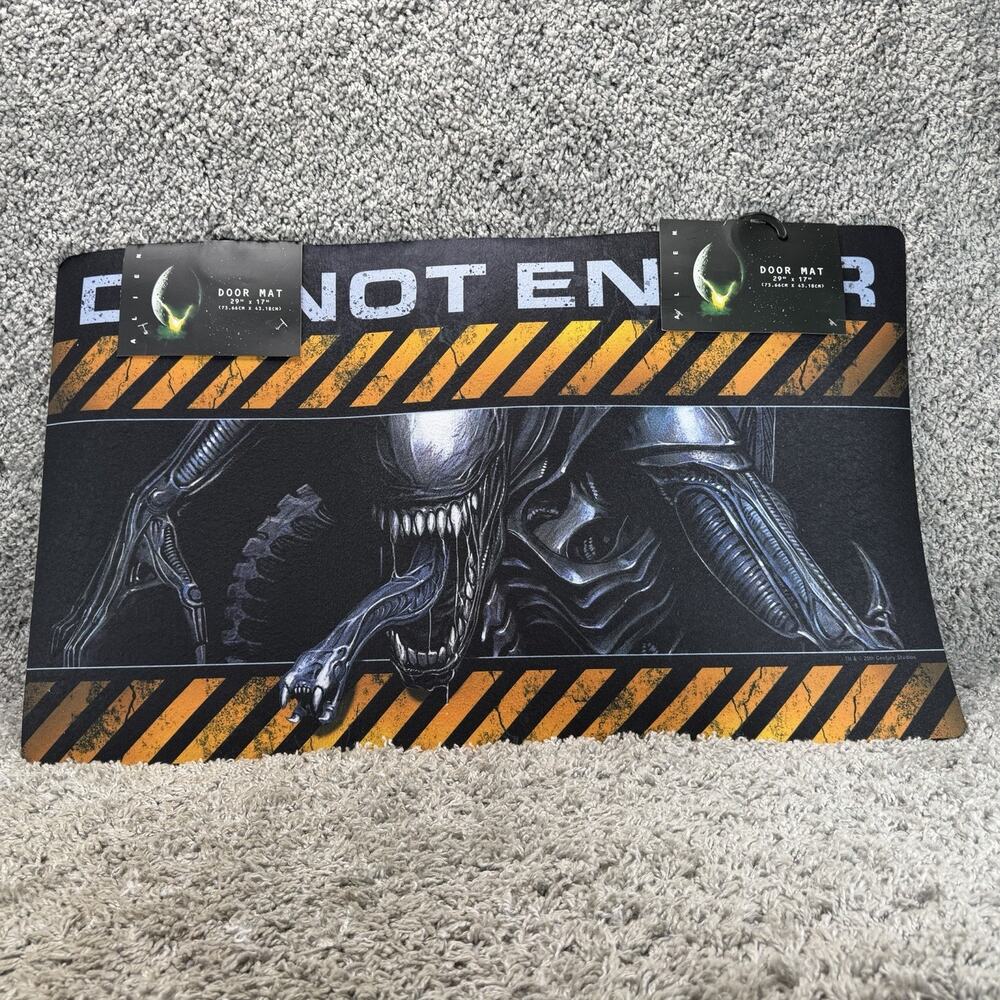 Do Not Enter Door Mat Alien Xenomorph Home Doormat Decor New With Tags